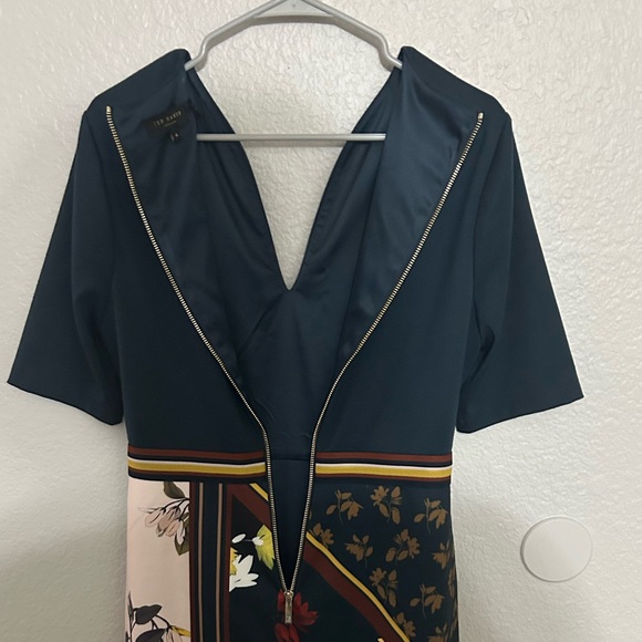 TED BAKER Martiy Savanah Dress as Seen on Marie Osmond Vanity Sizing 4 (8-10 US) - Picture 11 of 14